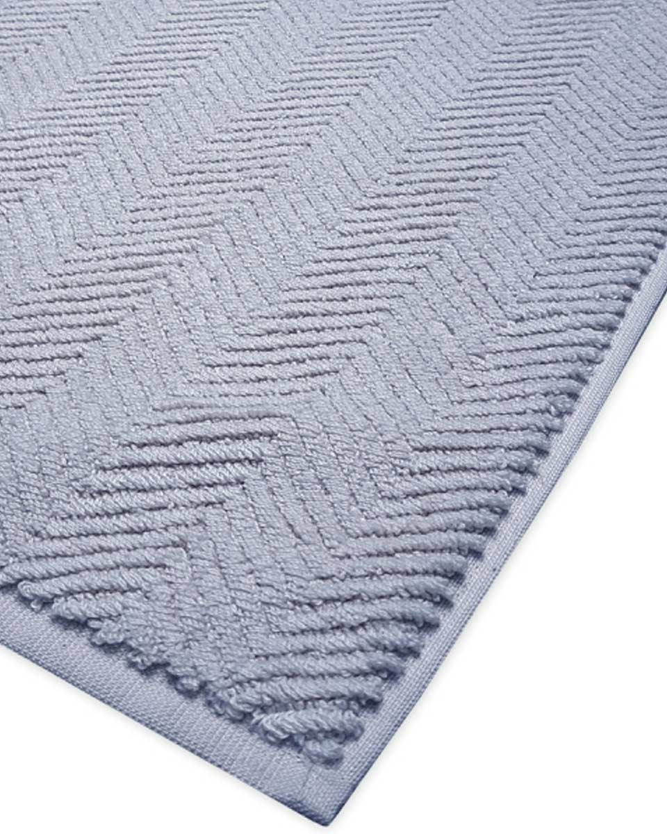 Tappetino da bagno in spugna blu plumbago