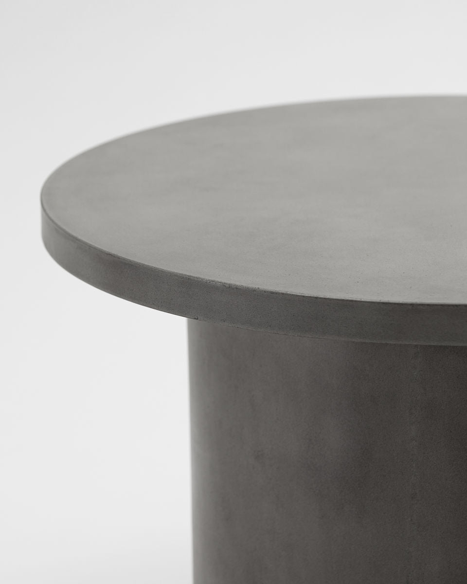 Tavolino basso stile industriale