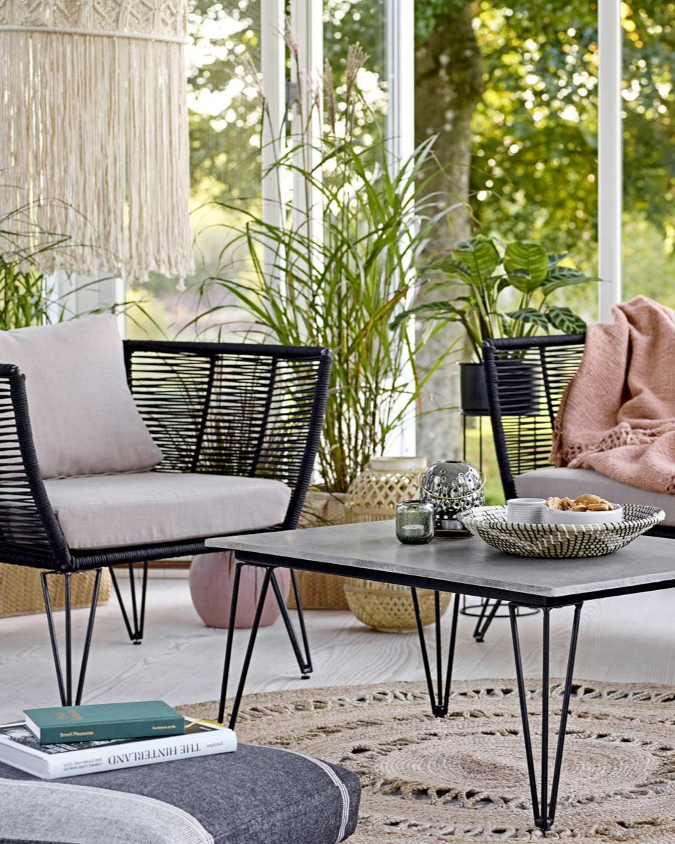 Tavolino outdoor in metallo e cemento