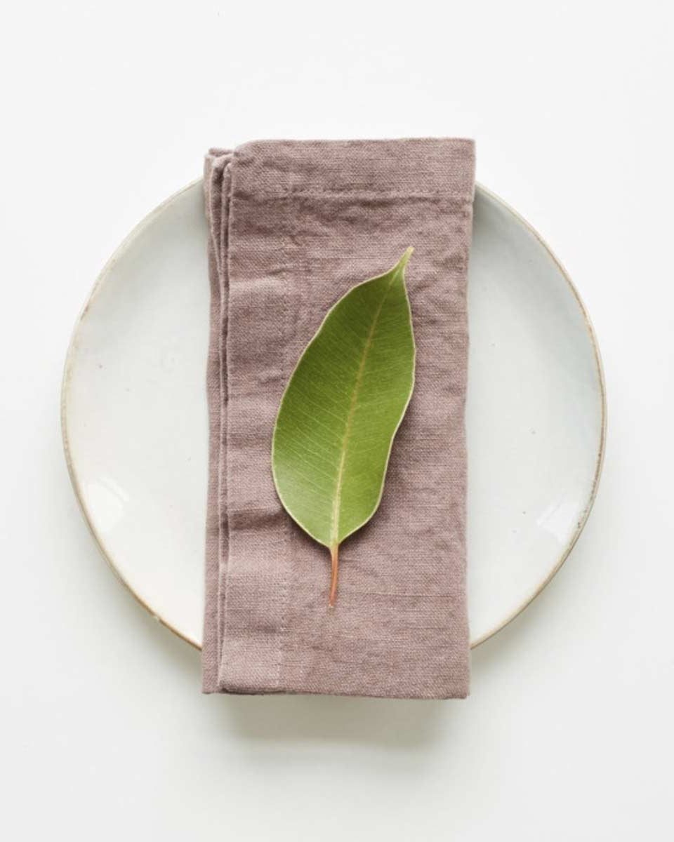 Tovaglioli rosa antico scuro per uno stile vintage romantico