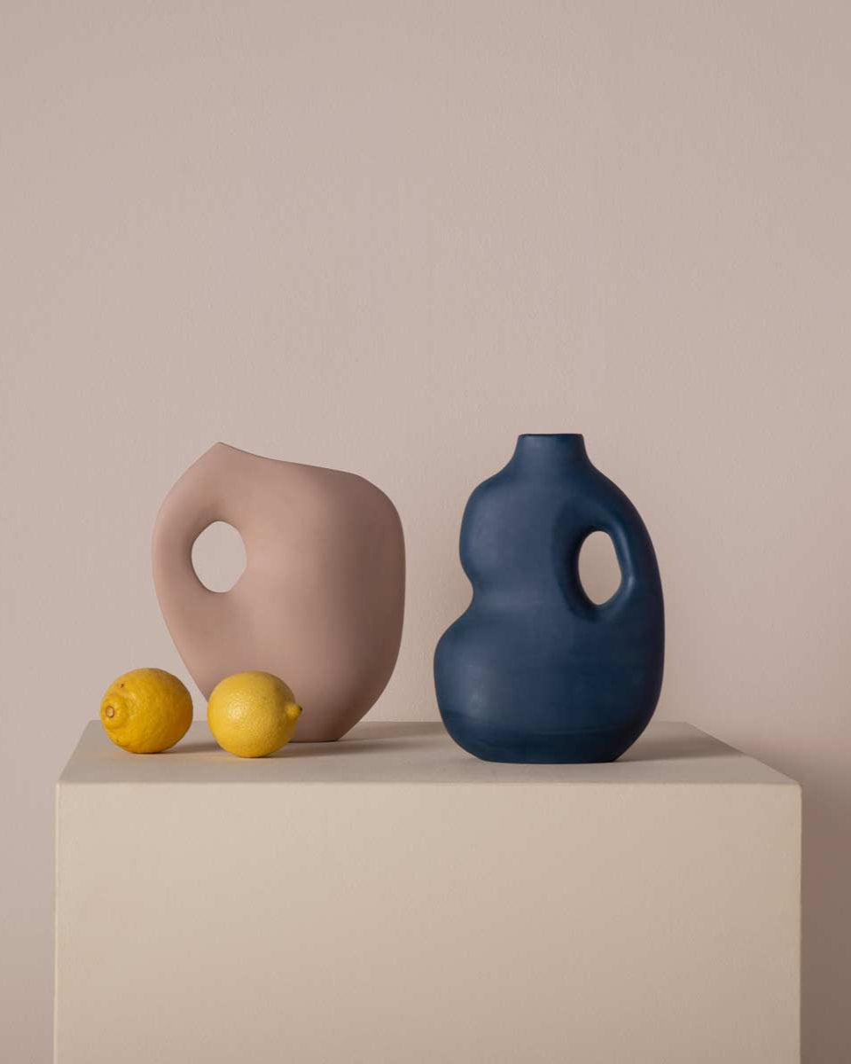 Vasi in ceramica scultorei