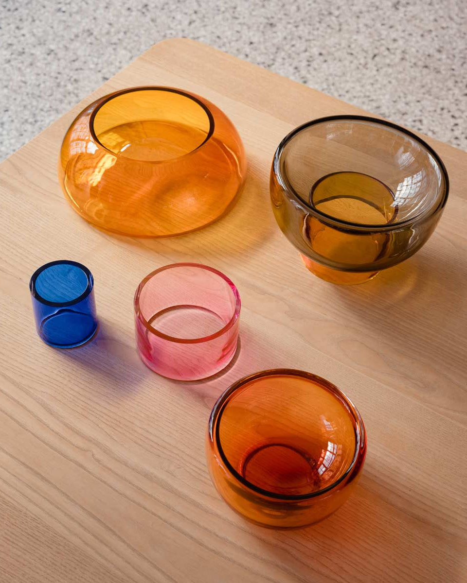 Vasi decorativi in vetro colorato