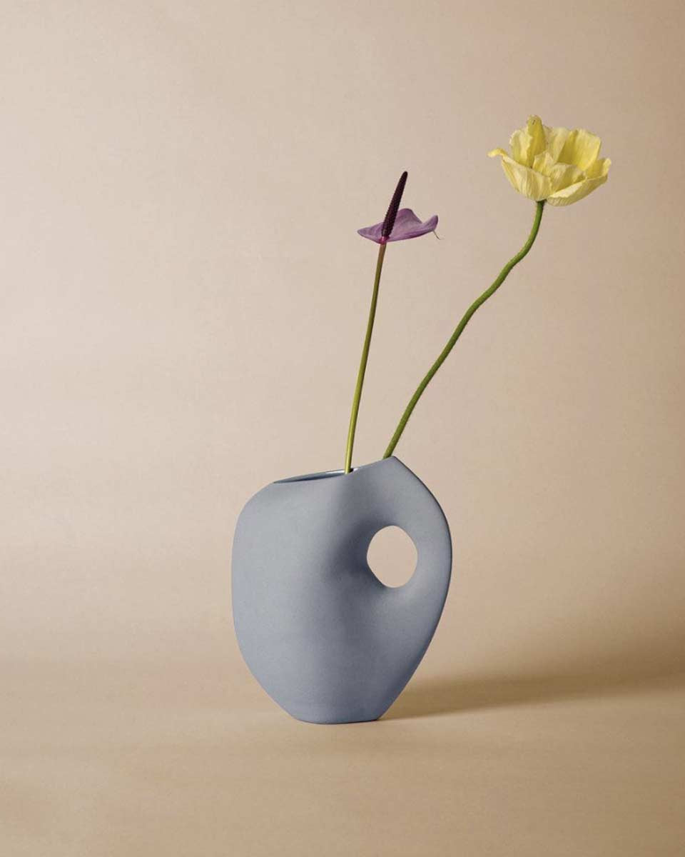 Vaso in ceramica azzurro polvere