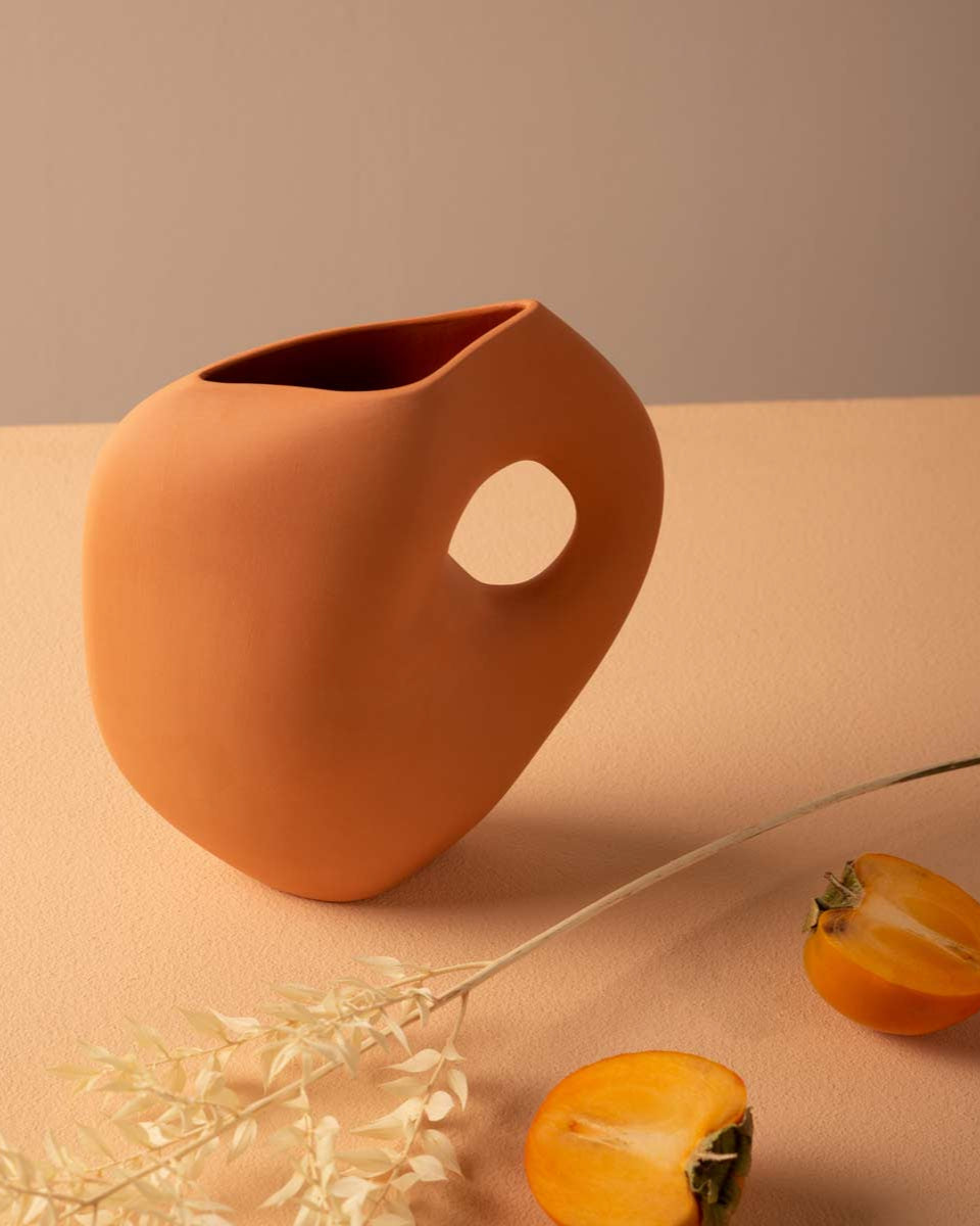 Splendido vaso decorativo di ceramica fatto a mano