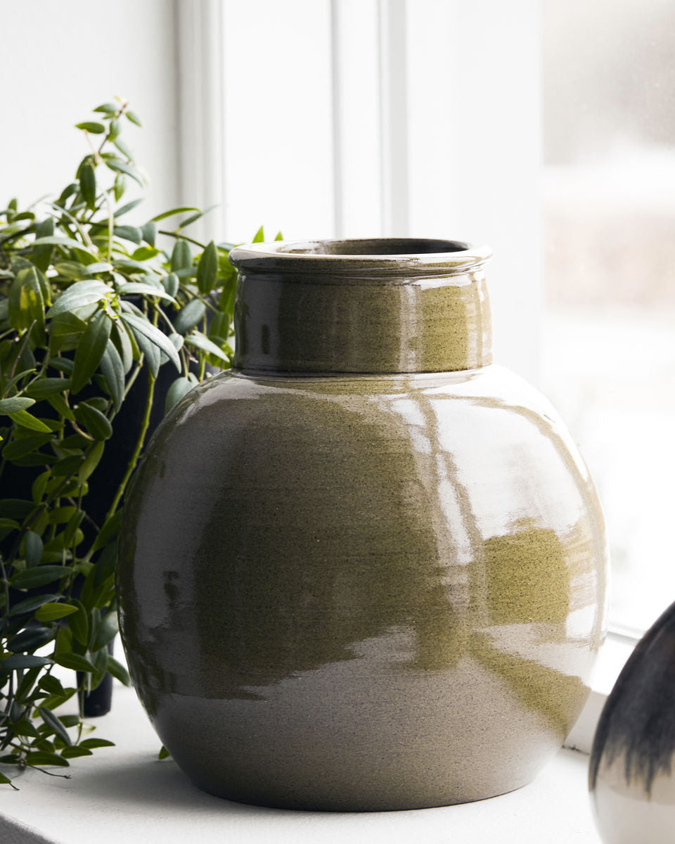 Vaso in gres verde | Aju House Doctor 