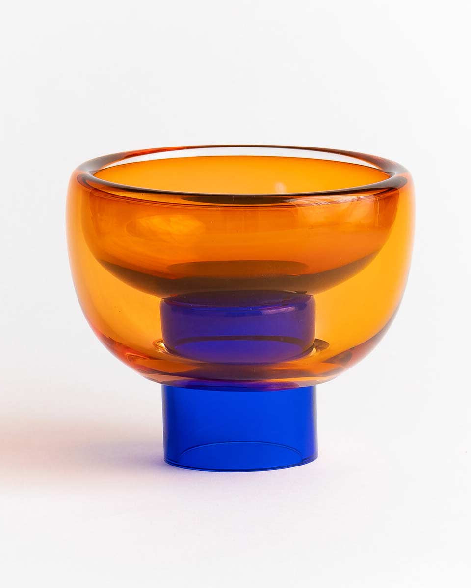 Vaso in vetro arancione e blu
